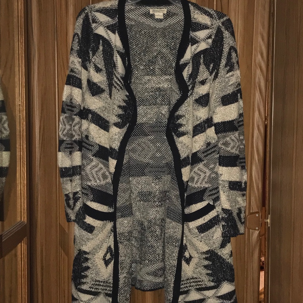 Lucky Brand Sweater size medium